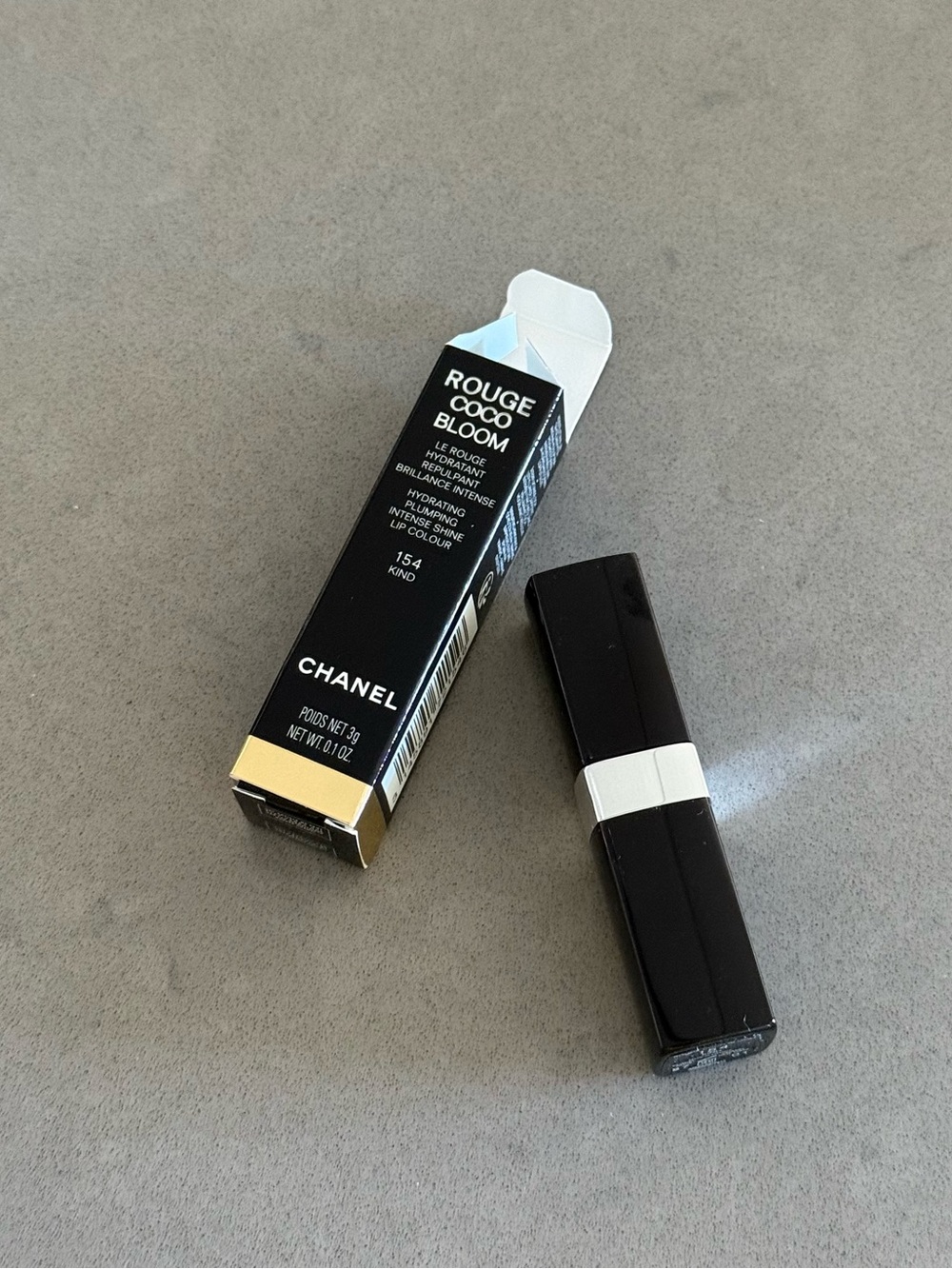 154 KIND CHANEL ROUGE COCO BLOOM Lipstick
